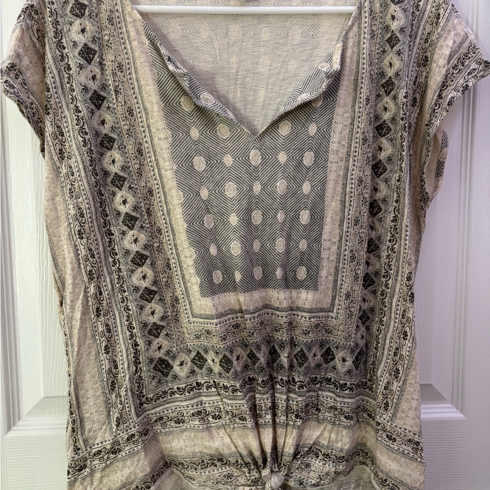 Lucky Brand Geometric Beige and Black Blouse